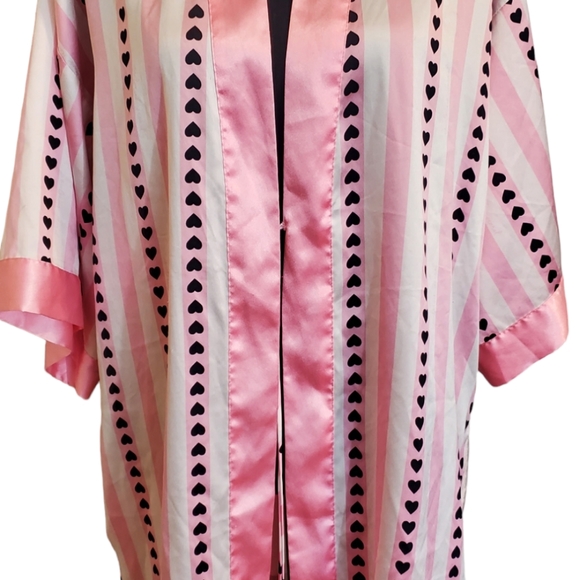 Victoria Secret Robe - Picture 5 of 7